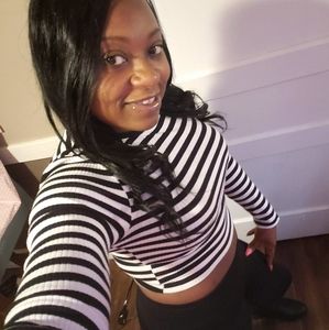 Meet your Posher, Latasha